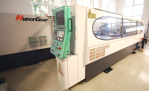 Mazak Hyper Gear 2D Laserschneidanlage